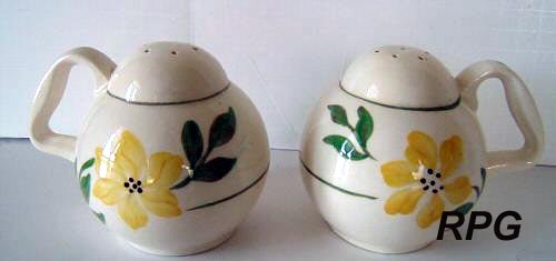 Hull Pottery Blossom Yellow Range Shakers 25 Cinderella Series